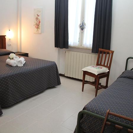 מרינה די גרוסטו Residence I Due Pini חדר תמונה