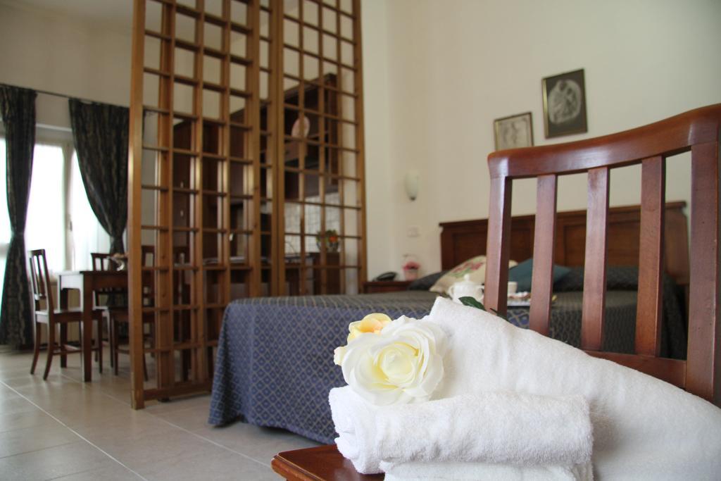 מרינה די גרוסטו Residence I Due Pini מראה חיצוני תמונה